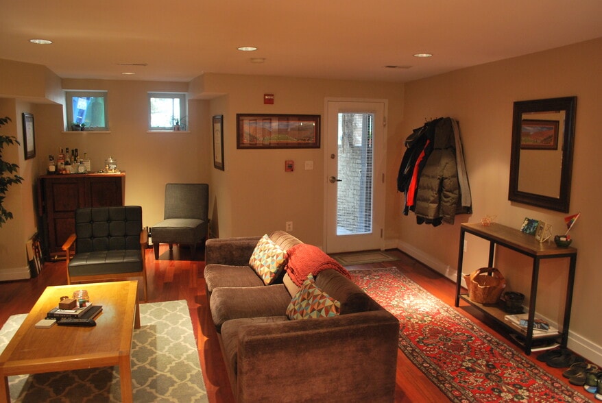 Living room looking to front door - 1822 New Hampshire Ave NW