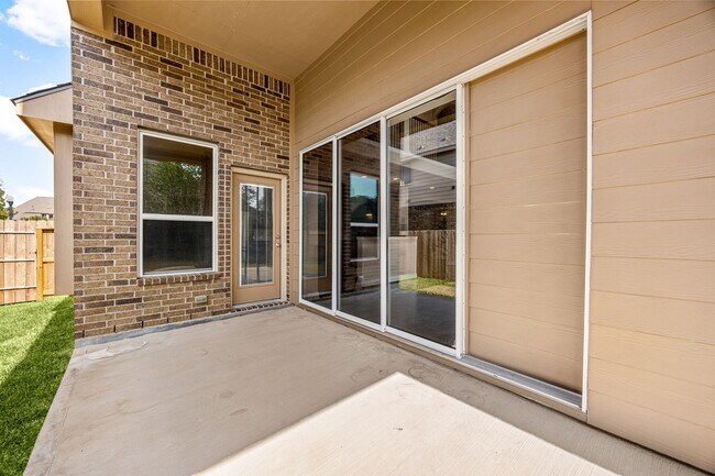 Building Photo - 22719 Shieldhall Ln