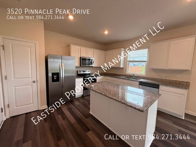 Building Photo - 3520 Pinnacle Peak Dr