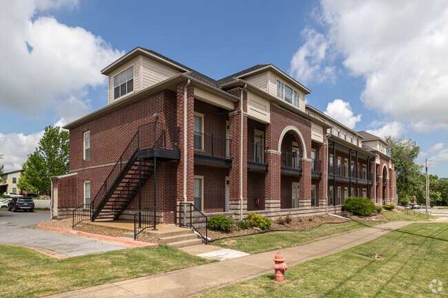 Primary Photo - North Street Condos