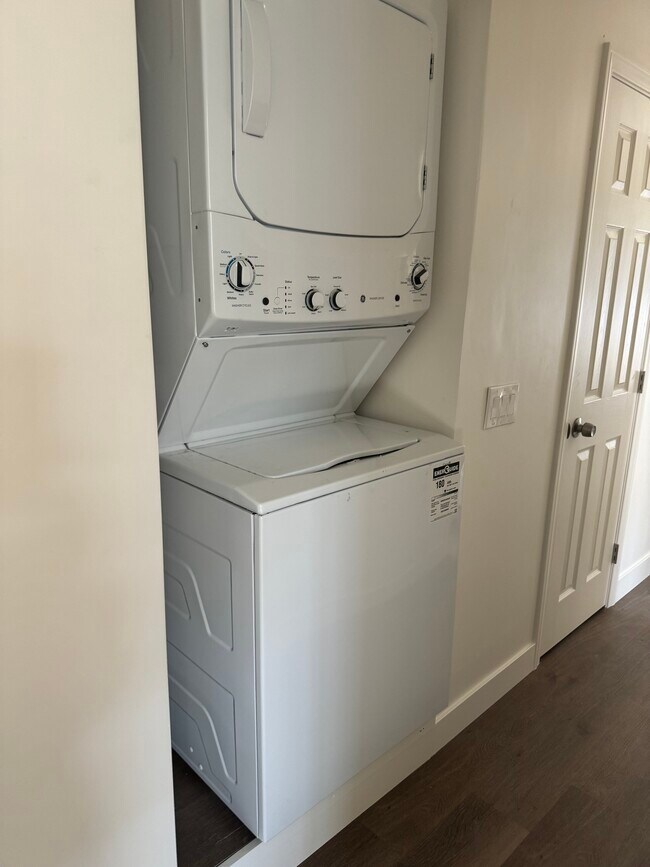 Stackable washer and dryer - 901 W 82nd St
