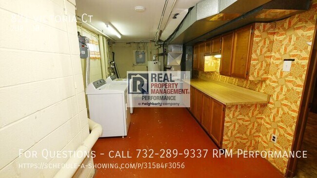 Building Photo - 821 Victoria Ct