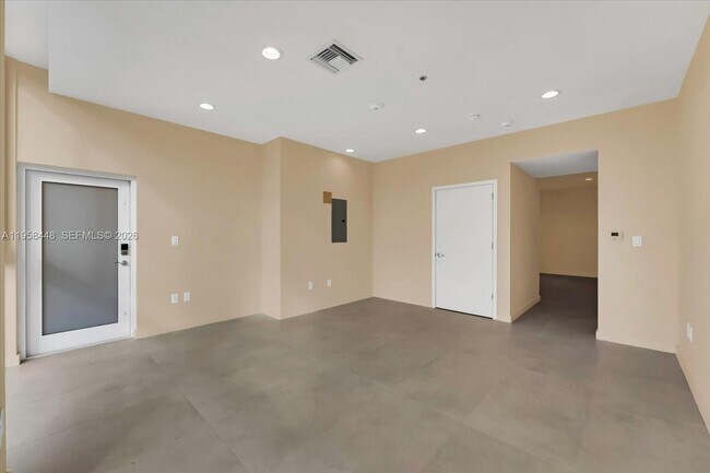 Building Photo - 123 NW 14th St