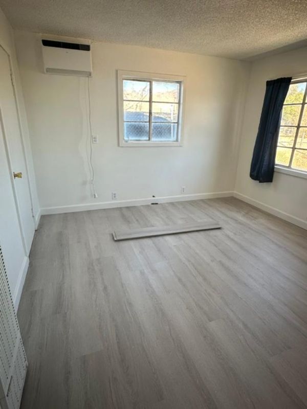 Building Photo - 451 W Yermo Rd