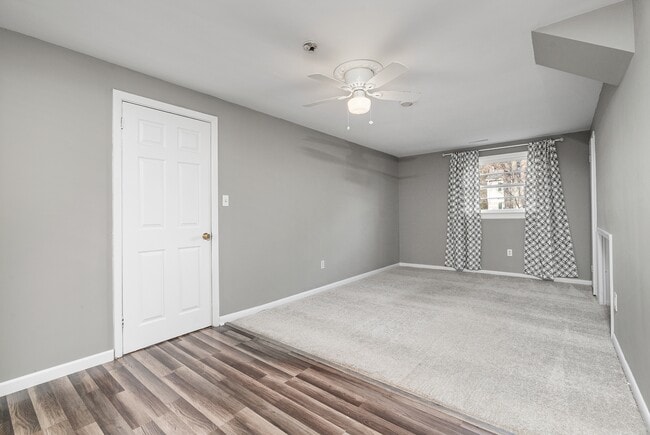 Building Photo - 509 Frank Ln