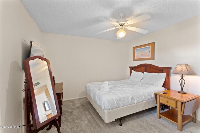 Building Photo - 5152 E Emerald Cir