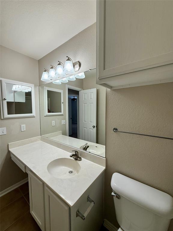Building Photo - 3953 Canyon Glen Cir