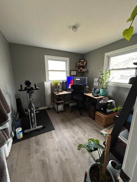 Building Photo - 10 Dwight Ave