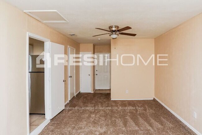 Building Photo - 4232 Tioga Street