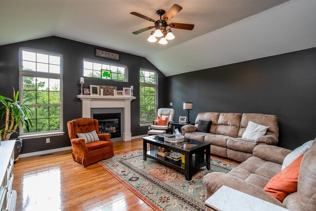 Building Photo - 613 Adens Woods Ct