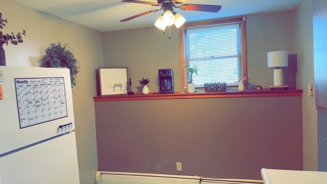 Building Photo - 227 Plymouth St