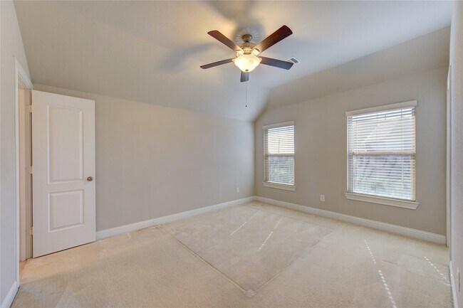 Building Photo - 20411 Fawn Rest Pl