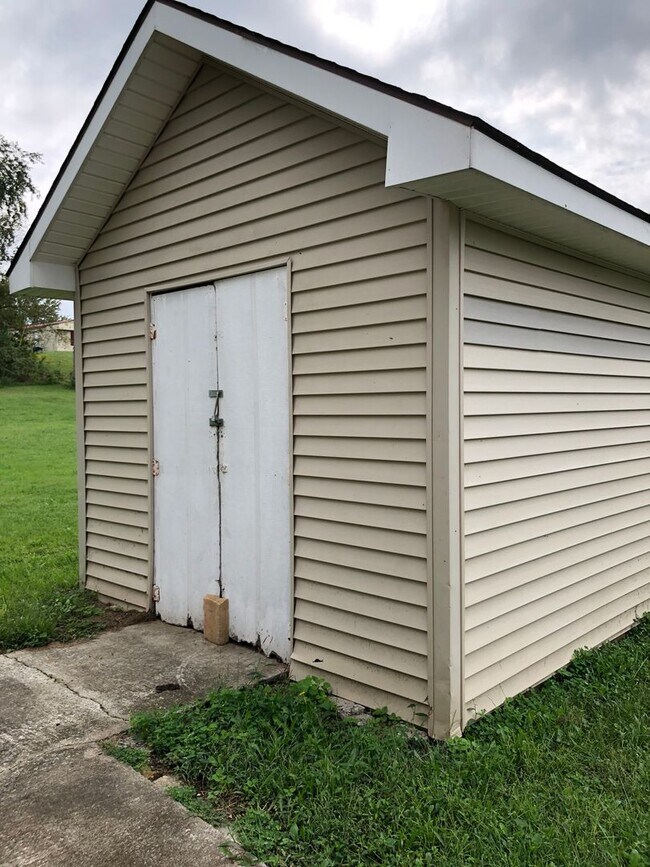 Building Photo - 3 bedroom 1 bathroom in Benton