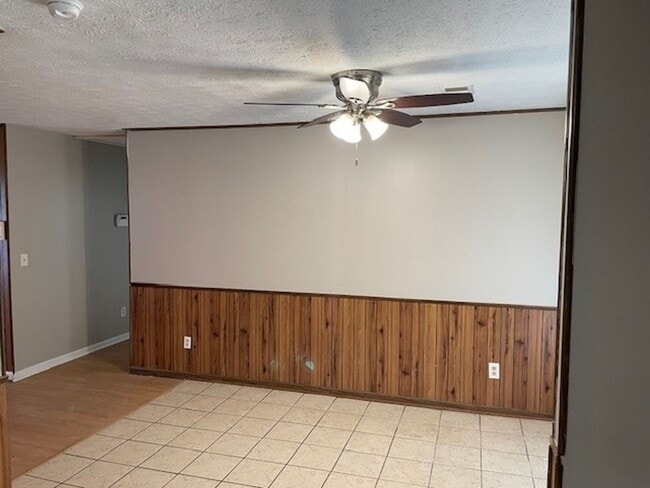 Building Photo - 8228 Englewood Trail