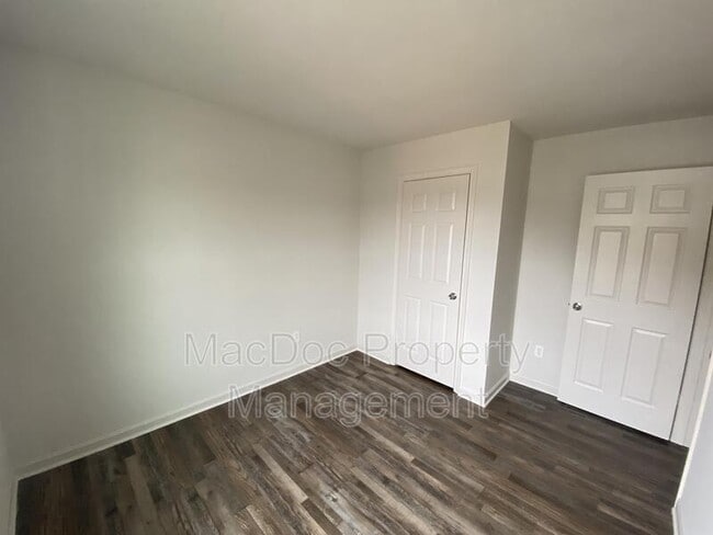 Building Photo - 17970 Milroy Dr