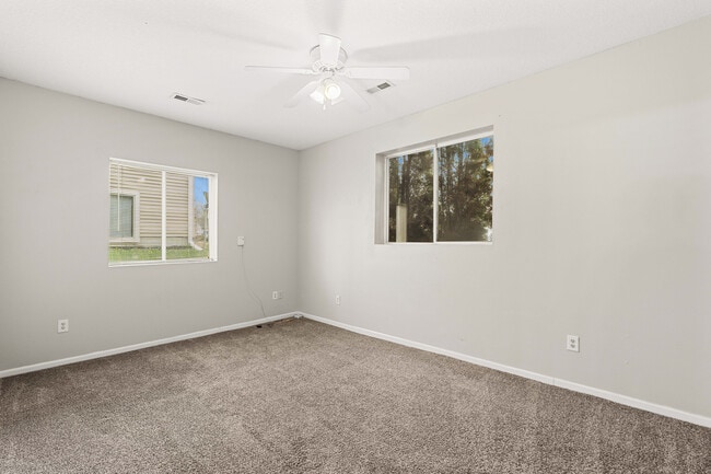 Building Photo - 3821 Marigold Dr