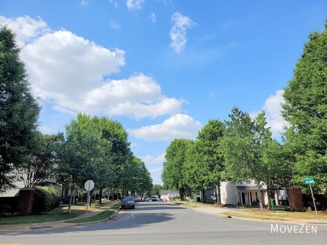 Building Photo - 8955 Gerren Ct