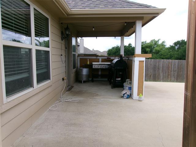 Building Photo - 5727 Mountain Hollow Dr