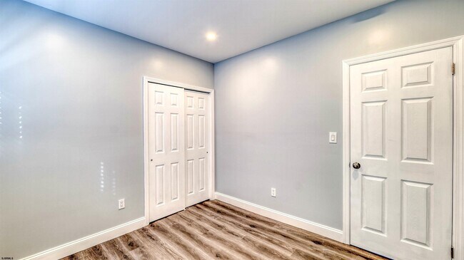 Building Photo - 5201 Ventnor Ave