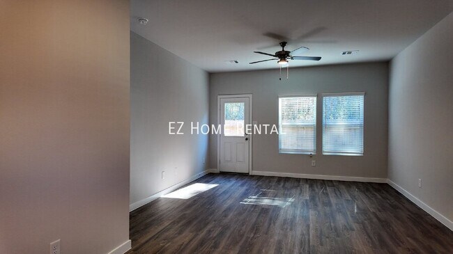 Building Photo - 16878 Pandora Wy