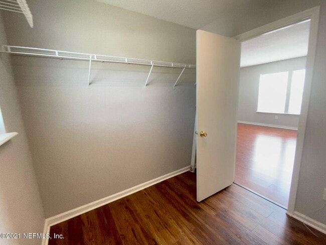 Building Photo - 7147 Newman Lake Ct