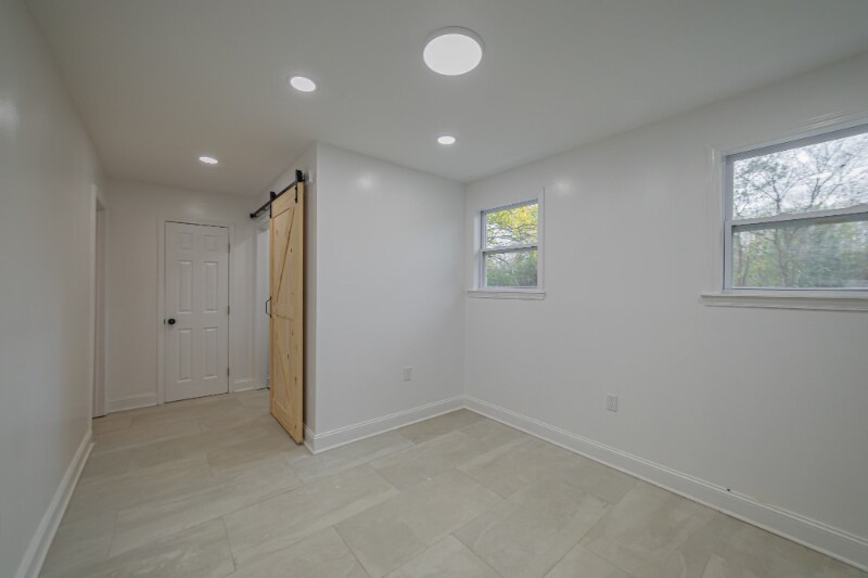 Building Photo - 825 Market St