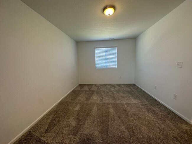 Building Photo - 7088 Preble Dr