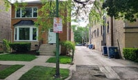 Building Photo - 5144 N Avers Ave