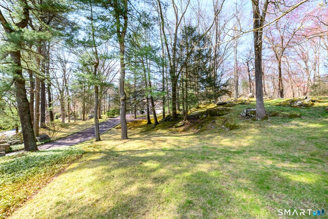 Building Photo - 414 Riversville Rd