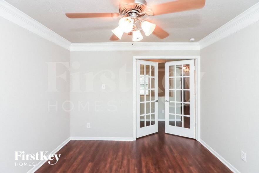 Building Photo - 7811 Brookfield St