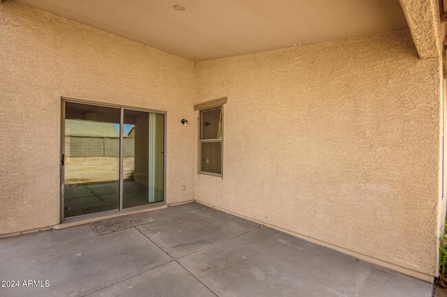 Building Photo - 4136 S 249th Dr