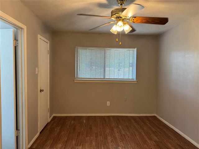 Building Photo - 10422 Castlerock Dr