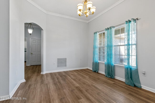 Building Photo - 3265 Woodglen Dr