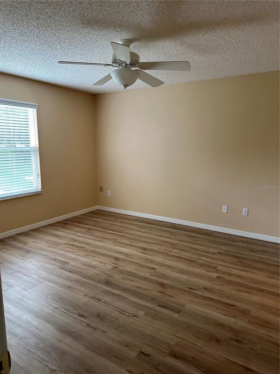 Building Photo - 917 Camino Del Rey Dr