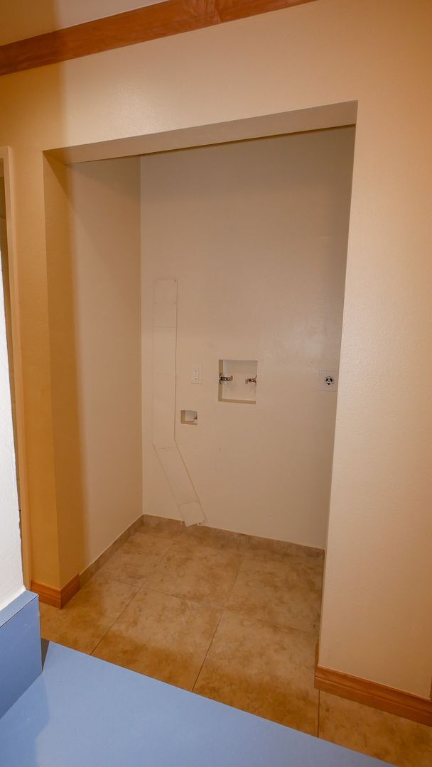 Building Photo - Coastal Charm in Ocean Beach – Loma Pacific Condo - Large Ground Level One Bedroom