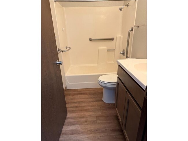 Building Photo - 1418 Black Oak Ave