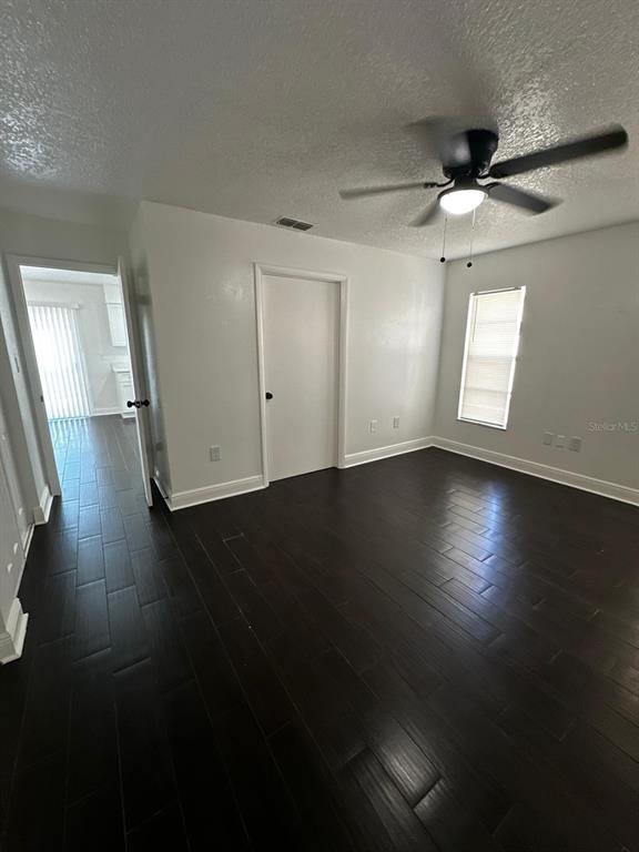 Building Photo - 1520 Country Ridge Dr