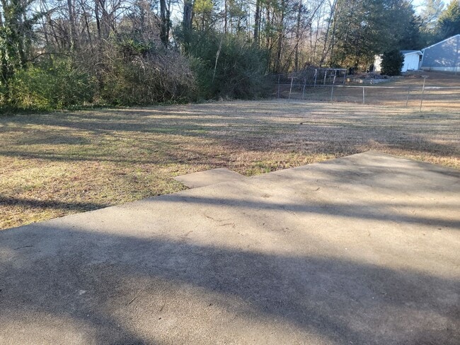 Building Photo - For Rent – Charming 3 Bedroom Rancher – $1,800/Month