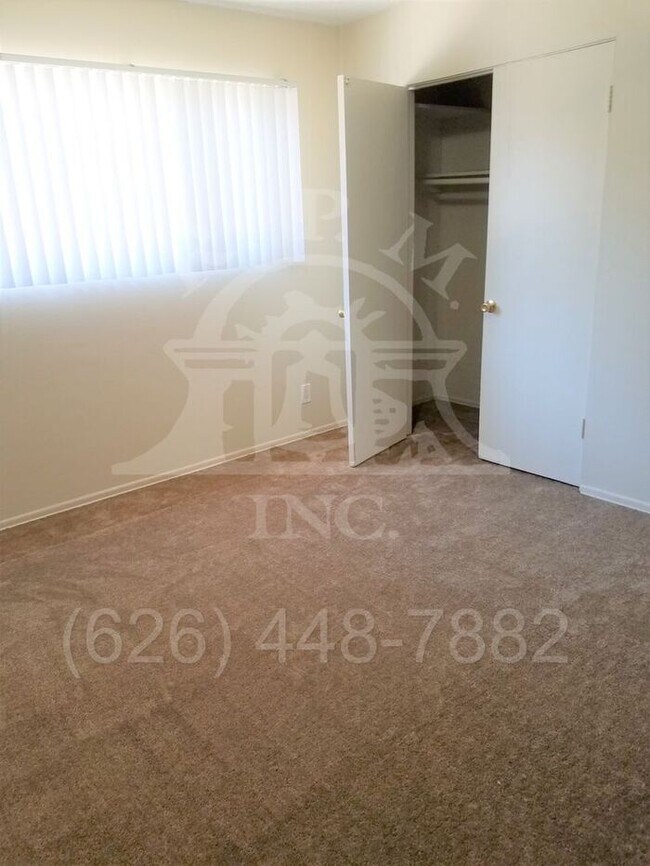 Building Photo - Garden Style Walk Up Single Level Condominium in La Puente