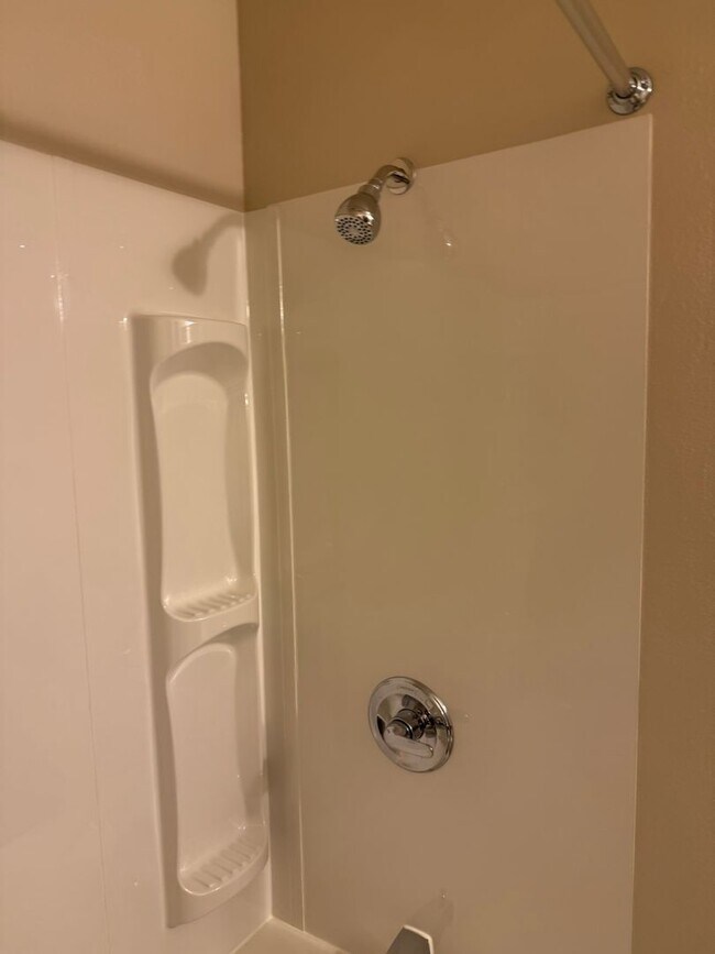 Building Photo - 765 Pope Dr