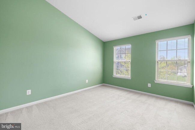 Building Photo - 261 Tall Trees Cir