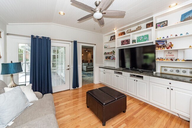 Building Photo - Stunning Executive Home for Rent in Brickfall Estates at Dunes West