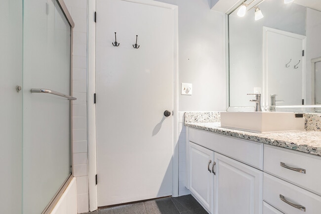 Building Photo - 287 14th St NW