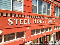 Building Photo - 1401 S Flores St