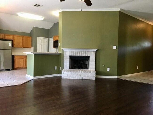 Building Photo - 1010 Gulf Way