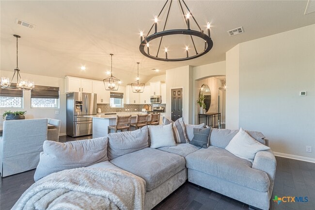 Building Photo - 2745 Ridge Forest Dr