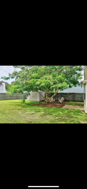Building Photo - 1117 Eaglewood Dr