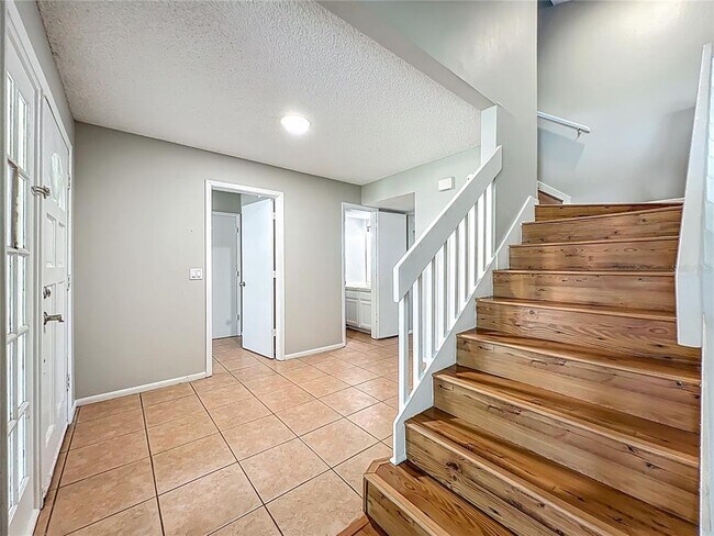 Building Photo - 3405 Spotted Fawn Dr