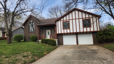 Building Photo - Lake Sherwood Executive 4BR, 3BTH home in Washburn Rural Schools!