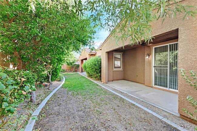 Building Photo - 968 Via Vannucci Way